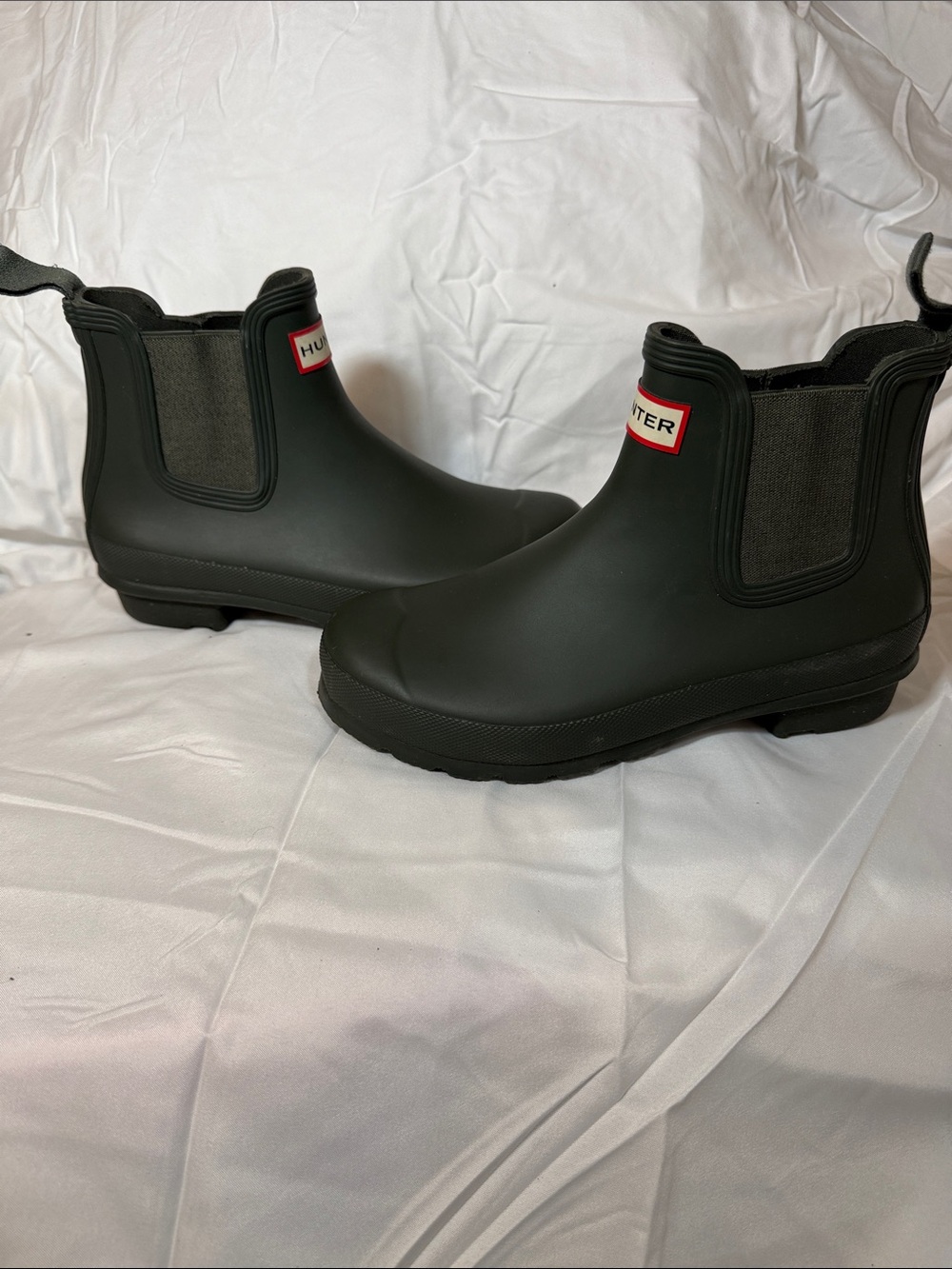Hunter women’s dark hunter green Chelsea Rain Boot size 7